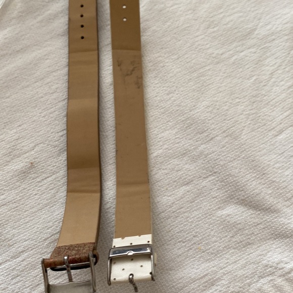 COPY - Watch with 2 arm bands . Works great. Can buy more arm bands. - Picture 10 of 10